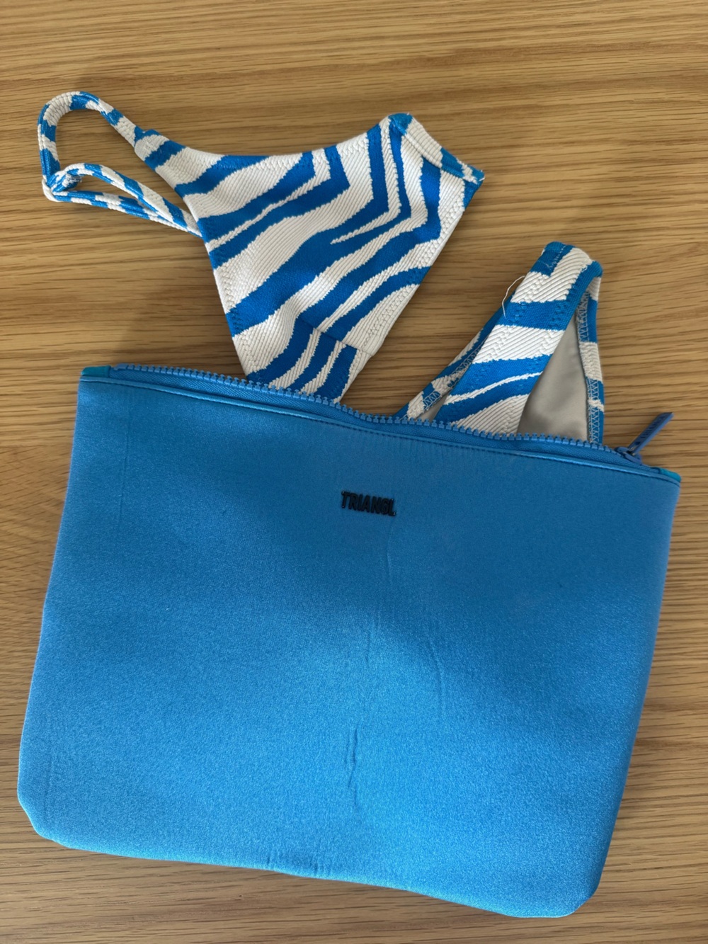Triangl bikini